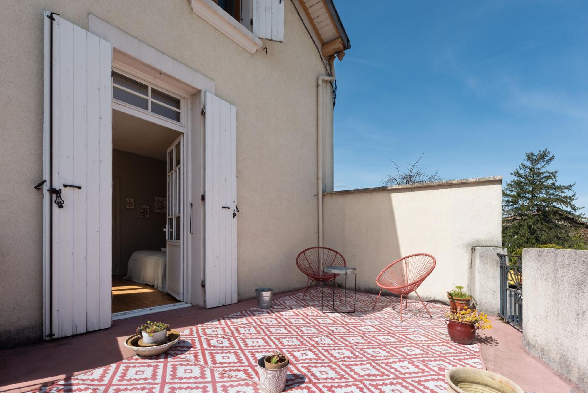 Demeure Urbaine Apartment Romans-sur-Isère Exterior foto